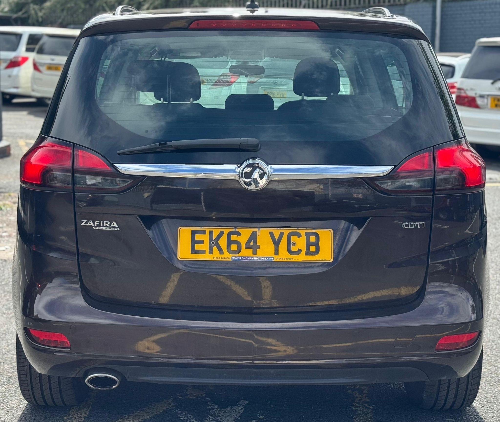 Vauxhall Zafira Tourer - 2.0 CDTi Exclusiv Auto Euro 5 5dr - MPV (2011 - 2016) Image